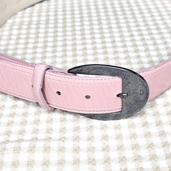 Avignon Vintage Silvertone Western Floral Scrolled Buckle Soft Pink Leather Belt - Picture 1 of 10